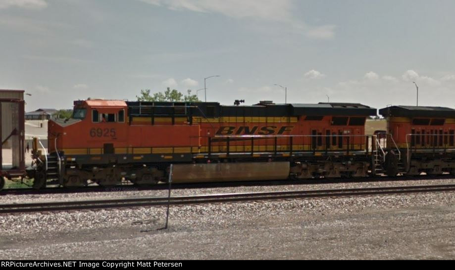 BNSF 6925